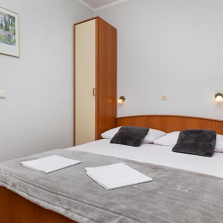 Apartments By The Sea Duce, Omis - 5973 Екстериор снимка