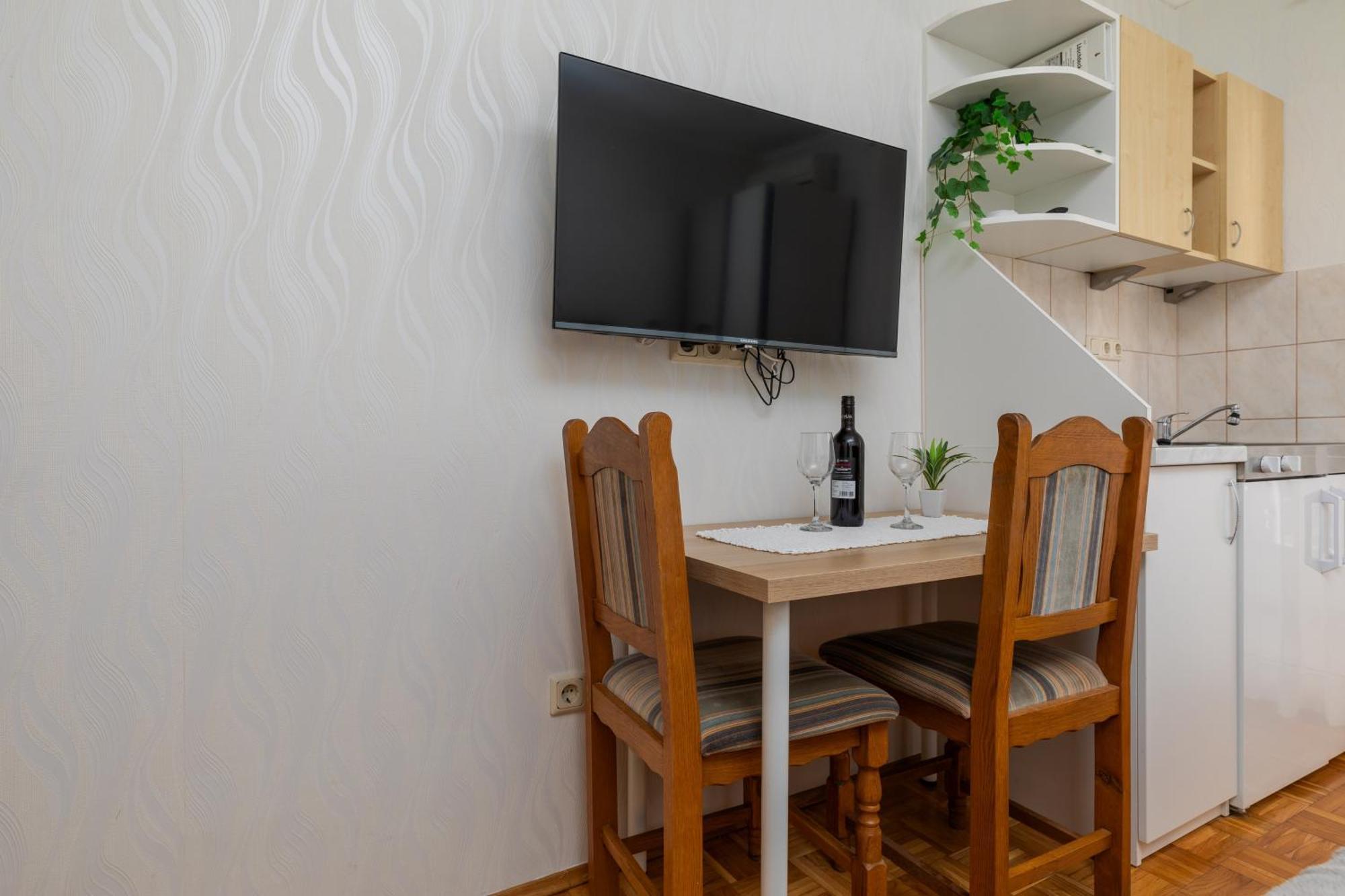 Apartments By The Sea Duce, Omis - 5973 Екстериор снимка