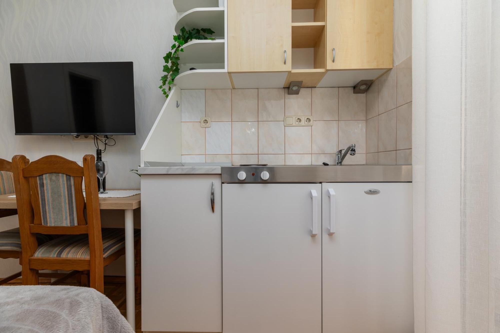 Apartments By The Sea Duce, Omis - 5973 Екстериор снимка