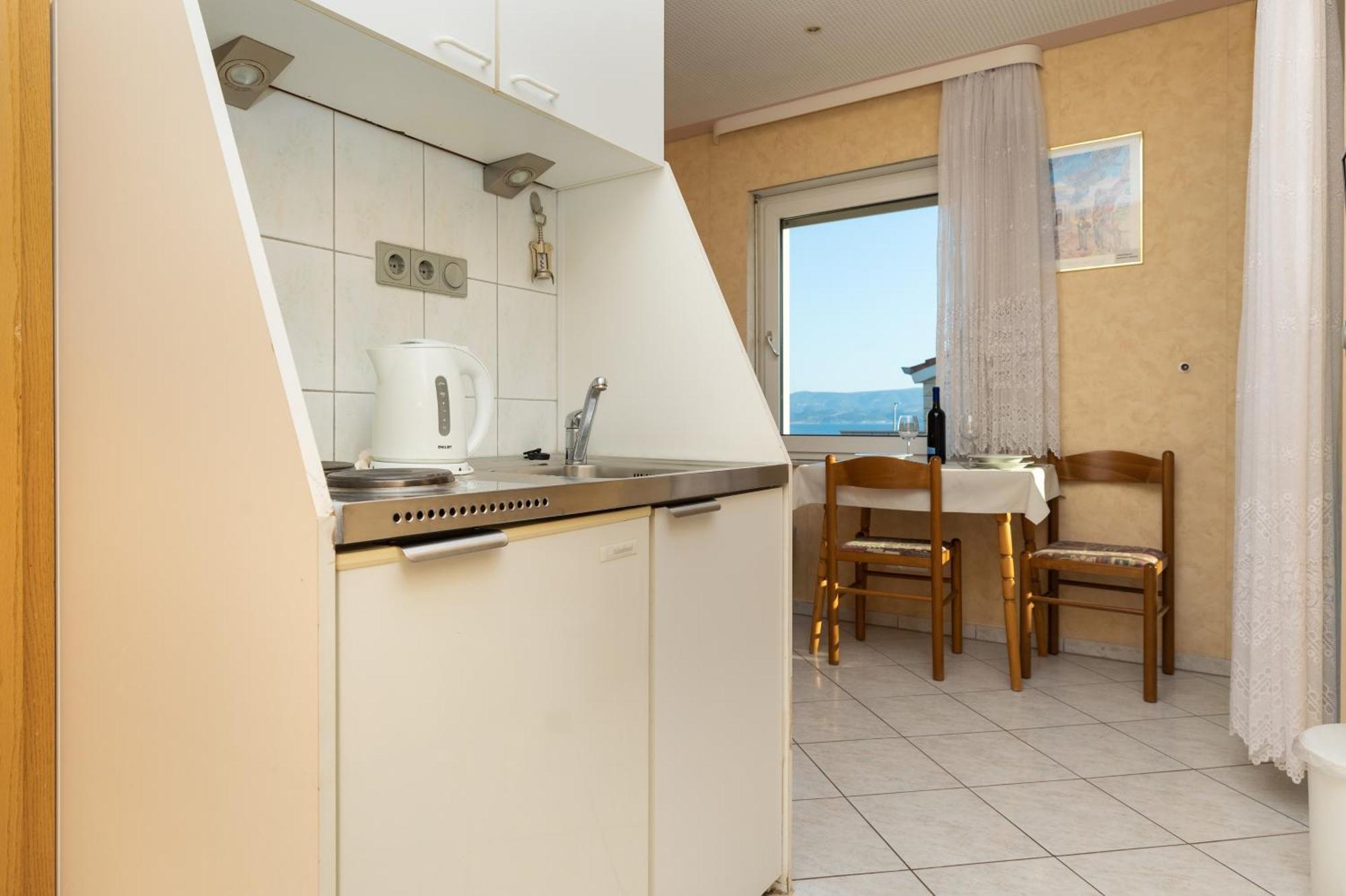 Apartments By The Sea Duce, Omis - 5973 Екстериор снимка