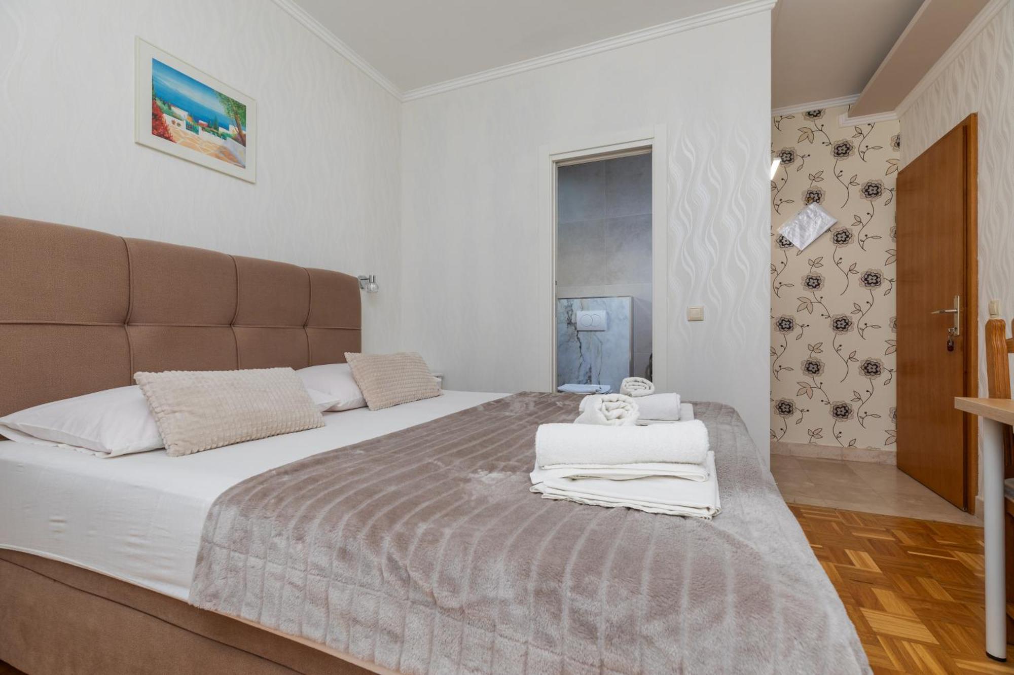 Apartments By The Sea Duce, Omis - 5973 Стая снимка